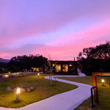 The Sense Of Wonder Holistic Glamping Hotel Yufu Exterior photo